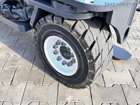 Vierweg zijlader 2010  Combilift C4000 / TRIPLEX / 4900MM / GAS / FREE LIFT / FORK SIDE SHIFT / LIKE NEW (5)