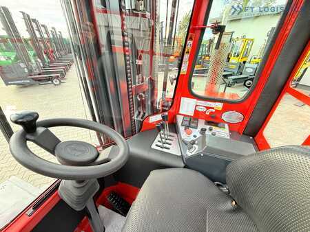 Čtyřcestný vysokozdvižný vozík 2017  Combilift COMBILIFT C4000 – TRIPLEX 9300 mm – Year 2017 – GAS – FREE LIFT – FORK SIDE SHIFT – CONDITION 5/5 (14)