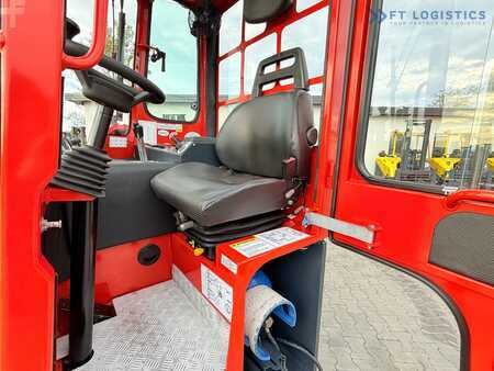 Čtyřcestný vysokozdvižný vozík 2017  Combilift COMBILIFT C4000 – TRIPLEX 9300 mm – Year 2017 – GAS – FREE LIFT – FORK SIDE SHIFT – CONDITION 5/5 (8)