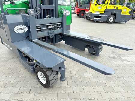 Wózki 4-kierunkowe 2017  Combilift C4000 / GAS / TRIPLEX - 9300MM / FREE-LIFT / POSITIONER / LIKE NEW (21)
