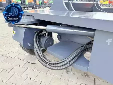 Čtyřcestný vysokozdvižný vozík 2019  Combilift C6000 | DIESEL | DUPLEX 4760 MM | FORK POSITIONER | FULL FREE LIFT | NEW TYRES | FULLY SERVICED | EXCELLENT CONDITION (35)