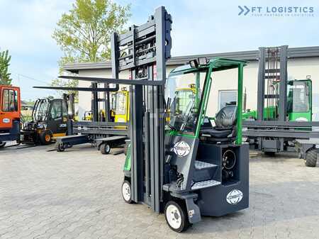 Čtyřcestný vysokozdvižný vozík 2017  Combilift C3000CB / LPG / TRIPLEX – 6500MM / FREE LIFT / FORK POSITIONER / SIDE SHIFT / EXCELLENT CONDITION (17)