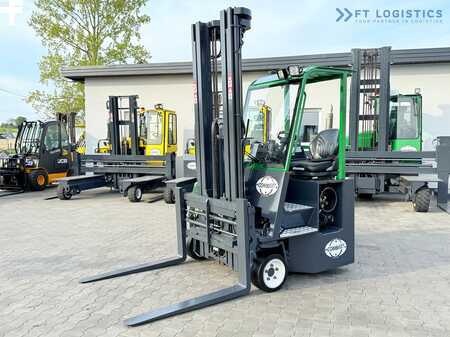 Čtyřcestný vysokozdvižný vozík 2017  Combilift C3000CB / LPG / TRIPLEX – 6500MM / FREE LIFT / FORK POSITIONER / SIDE SHIFT / EXCELLENT CONDITION (2)