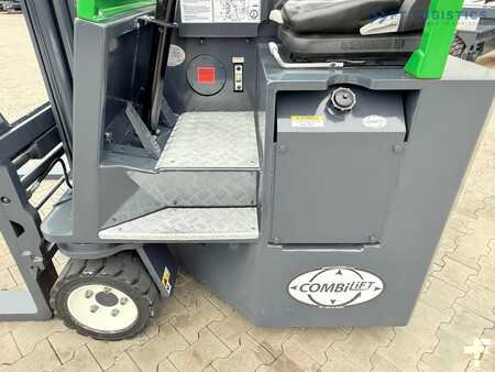 Čtyřcestný vysokozdvižný vozík 2017  Combilift CB3000 / DIESEL / TRIPLEX 4900MM / FREE LIFT / SIDESHIFT / FORK POSITIONER / 1500MM FORKS / LIKE NEW (11)