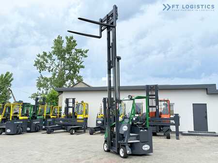Čtyřcestný vysokozdvižný vozík 2017  Combilift CB3000 / DIESEL / TRIPLEX 4900MM / FREE LIFT / SIDESHIFT / FORK POSITIONER / 1500MM FORKS / LIKE NEW (29)