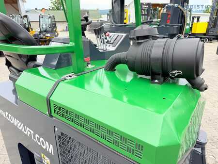 Čtyřcestný vysokozdvižný vozík 2017  Combilift CB3000 / DIESEL / TRIPLEX 4900MM / FREE LIFT / SIDESHIFT / FORK POSITIONER / 1500MM FORKS / LIKE NEW (38)
