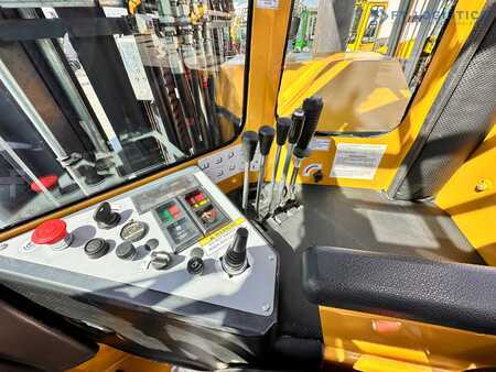 Négyutas targonca 2015  Combilift C9000 / GAS / DUPLEX / 4700MM / FREE LIFT / POSITIONER / FORK SIDE SHIFT / EXCELLENT CONDITION (35)