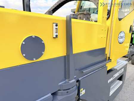 Vierweg zijlader 2016  Combilift C5000SR / DIESEL / TRIPLEX MAST – 6100 MM / FORK POSITIONER / FULL CABIN (39)