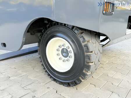 Wózki 4-kierunkowe 2016 Combilift C5000SR / DIESEL / TRIPLEX MAST – 6100 MM / FORK POSITIONER / FULL CABIN (4)