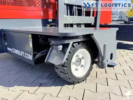 4-Tie Trukki 2012  Combilift C3000GST / GAS / TRIPLEX 8300 / FREE-LIFT / EXCELLENT CONDITION (4)