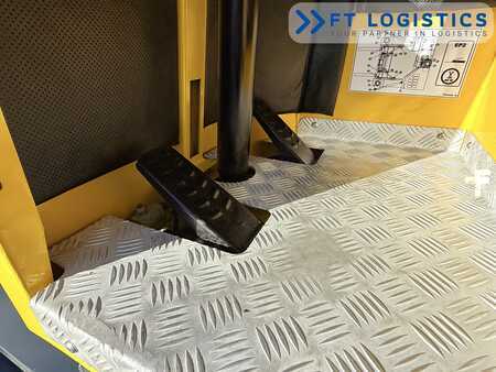 Wózki 4-kierunkowe 2011  Combilift C3000XL / DUPLEX / SPREADER-BEAM / FREE-LIFT / FORK-POSITIONER / FULL-CABIN (28)