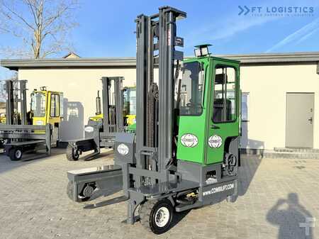 Wózki 4-kierunkowe 2004 Combilift C4000 / GAS / TRIPLEX - 6900MM / FREE-LIFT / FULL CABIN (2)