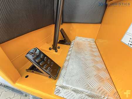 Čtyřcestný vysokozdvižný vozík 2004  Combilift FOUR-WAY MULTIDIRECTIONAL FORKLIFT / COMBILIFT C4000 / DIESEL / DUPLEX 4100MM / FORK POSITIONER / FULL HEATED CABIN / EXCELLENT CONDITION / Wide range of four-way and side loader (14)