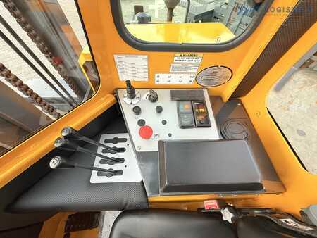 Čtyřcestný vysokozdvižný vozík 2004  Combilift FOUR-WAY MULTIDIRECTIONAL FORKLIFT / COMBILIFT C4000 / DIESEL / DUPLEX 4100MM / FORK POSITIONER / FULL HEATED CABIN / EXCELLENT CONDITION / Wide range of four-way and side loader (19)