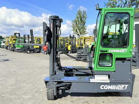 Empilhador Quatro caminhos 2020  Combilift FOUR-WAY / MULTI-DIRECTIONAL FORKLIFT C4500 / DIESEL / TRIPLEX 4900MM / ONLY 4160 WORKING HOURS / FORK POSITIONER / FULL CABIN WITH HEATING / EXCELLENT CONDITION  Wide range of four-way and side-loadi (33)