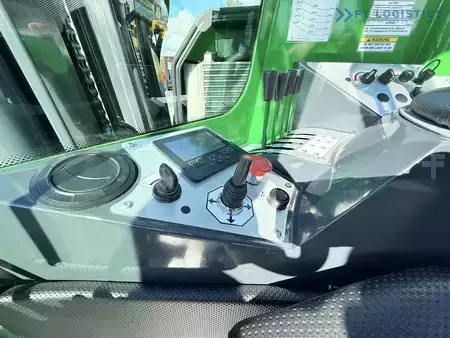 Chariots multidirectionnels 2020  Combilift FOUR-WAY / MULTI-DIRECTIONAL FORKLIFT C4500 / DIESEL / TRIPLEX 4900MM / ONLY 4160 WORKING HOURS / FORK POSITIONER / FULL CABIN WITH HEATING / EXCELLENT CONDITION  Wide range of four-way and side-loadi (15)