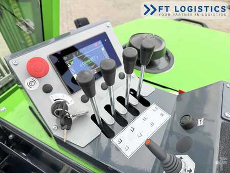 Négyutas targonca 2025  Combilift CB3000 | DIESEL | TRIPLEX 5500 | FORK POSITIONER | SIDE-SHIFT | FREE-LIFT (12)