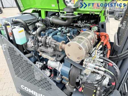 Négyutas targonca 2025  Combilift CB3000 | DIESEL | TRIPLEX 5500 | FORK POSITIONER | SIDE-SHIFT | FREE-LIFT (5)