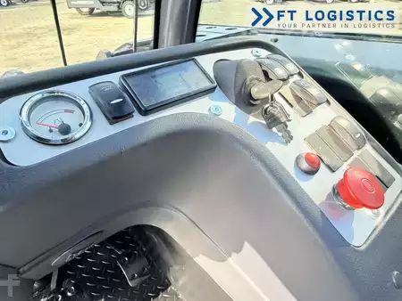 Teleskoplastare Rigid 2018  JCB JCB TELEHANDLER JCB TLT30D / CABIN / YEAR 2018 / SIDE SHIFT / NEW TYRES (17)