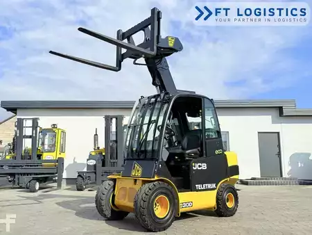 Teleskoplastare Rigid 2018  JCB JCB TELEHANDLER JCB TLT30D / CABIN / YEAR 2018 / SIDE SHIFT / NEW TYRES (35)