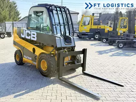 Teleskoplastare Rigid 2018  JCB JCB TELEHANDLER JCB TLT30D / CABIN / YEAR 2018 / SIDE SHIFT / NEW TYRES (4)