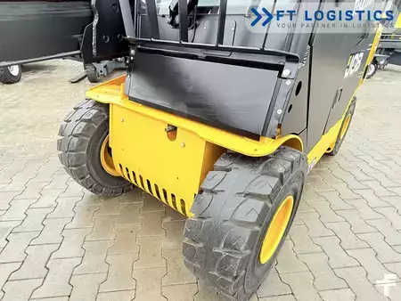 Teleskoplastare Rigid 2019  JCB TLT27D | FULL CABIN | SIDE-SHIFT | DIESEL (19)