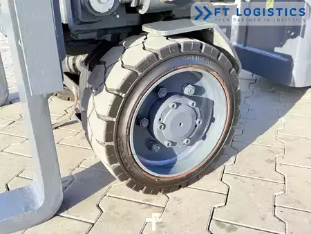 Smalgångstruckar 2018  Aisle Master 20SHE | QUAD MAST 6950 | ONLY 76 HOURS | FREE LIFT | NEW (2)