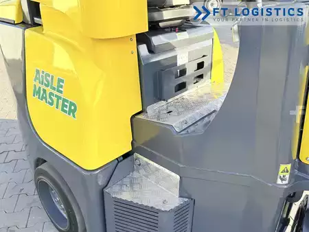 Smalgångstruckar 2018  Aisle Master 20SHE | QUAD MAST 6950 | ONLY 76 HOURS | FREE LIFT | NEW (30)