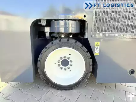 Négyutas targonca 2017  Combilift COMBILIFT CB2500 | GAS | TRIPLEX 6000MM | FORK POSITIONER | FREE LIFT | SIDE SHIFT | PERFECT CONDITION (24)