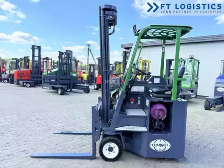 Carrelli elevatori 4 vie 2017  Combilift CB2500 | GAS | DUPLEX 4000 MM | ONLY 552 OPERATING HOURS | SIDE SHIFT | FORK POSITIONER | NEW TIRES | FULLY SERVICED | EXCELLENT CONDITION (10)