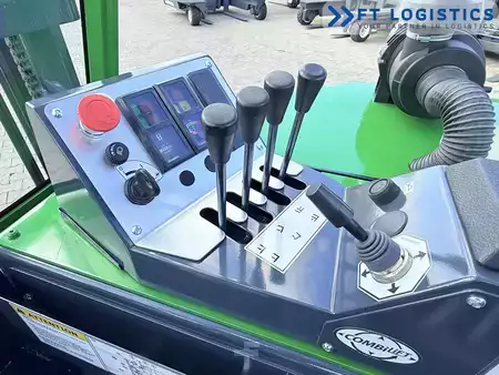Carrelli elevatori 4 vie 2017  Combilift CB2500 | GAS | DUPLEX 4000 MM | ONLY 552 OPERATING HOURS | SIDE SHIFT | FORK POSITIONER | NEW TIRES | FULLY SERVICED | EXCELLENT CONDITION (15)