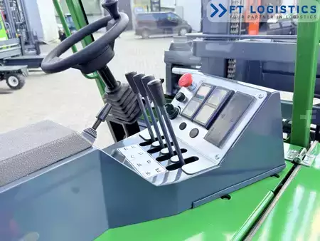 Carrelli elevatori 4 vie 2017  Combilift CB2500 | GAS | DUPLEX 4000 MM | ONLY 552 OPERATING HOURS | SIDE SHIFT | FORK POSITIONER | NEW TIRES | FULLY SERVICED | EXCELLENT CONDITION (25)