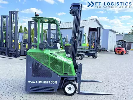 Carrelli elevatori 4 vie 2017  Combilift CB2500 | GAS | DUPLEX 4000 MM | ONLY 552 OPERATING HOURS | SIDE SHIFT | FORK POSITIONER | NEW TIRES | FULLY SERVICED | EXCELLENT CONDITION (4)