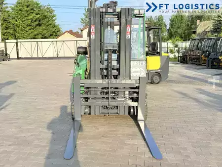 Čtyřcestný vysokozdvižný vozík 2017  Combilift CB3000 | DIESEL | TRIPLEX 4900 | FREE-LIFT | FORK-POSITIONER | SIDE-SHIFT | NEW TIRES (10)