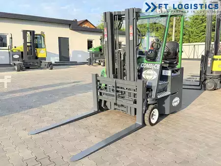 Čtyřcestný vysokozdvižný vozík 2017  Combilift CB3000 | DIESEL | TRIPLEX 4900 | FREE-LIFT | FORK-POSITIONER | SIDE-SHIFT | NEW TIRES (8)