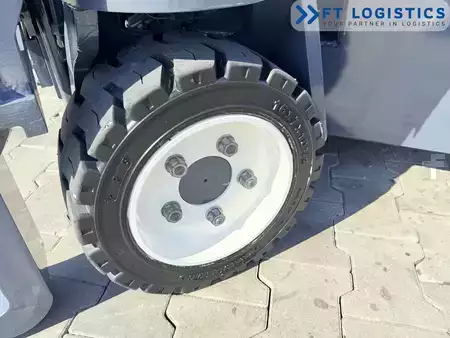 Carrelli elevatori 4 vie 2014  Combilift CB3000 | DIESEL | TRIPLEX 5500 MM | SIDE SHIFT | FORK POSITIONER | FREE LIFT | NEW TYRES | SERVICED | EXCELLENT CONDITION (10)
