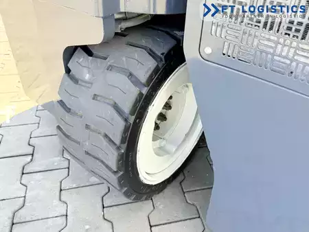 Carrelli elevatori 4 vie 2014  Combilift CB3000 | DIESEL | TRIPLEX 5500 MM | SIDE SHIFT | FORK POSITIONER | FREE LIFT | NEW TYRES | SERVICED | EXCELLENT CONDITION (6)