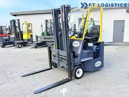 Čtyřcestný vysokozdvižný vozík 2011  Combilift CB3000 | GAS | TRIPLEX 4900 | FREE-LIFT | FORK-POSITIONER | SIDE-SHIFT (1)