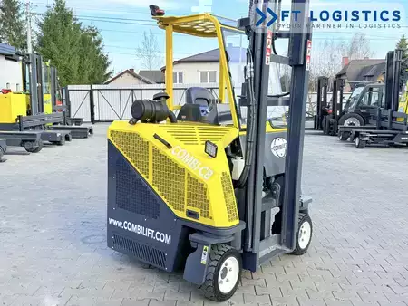 Čtyřcestný vysokozdvižný vozík 2011  Combilift CB3000 | GAS | TRIPLEX 4900 | FREE-LIFT | FORK-POSITIONER | SIDE-SHIFT (35)