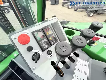 Čtyřcestný vysokozdvižný vozík 2012  Combilift CB4000 | GAS | TRIPLEX 6800 | FREE-LIFT | FORK-POSITIONER | SIDE-SHIFT | FULL CABIN | NEW TIRES (20)