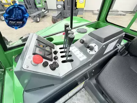 Čtyřcestný vysokozdvižný vozík 2012  Combilift CB4000 | GAS | TRIPLEX 6800 | FREE-LIFT | FORK-POSITIONER | SIDE-SHIFT | FULL CABIN | NEW TIRES (22)