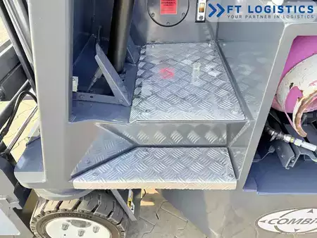 Čtyřcestný vysokozdvižný vozík 2017  Combilift CB3000 / GAS / TRIPLEX 5500MM / FREE-LIFT / FORK-POSITIONER / SIDE-SHIFT (10)