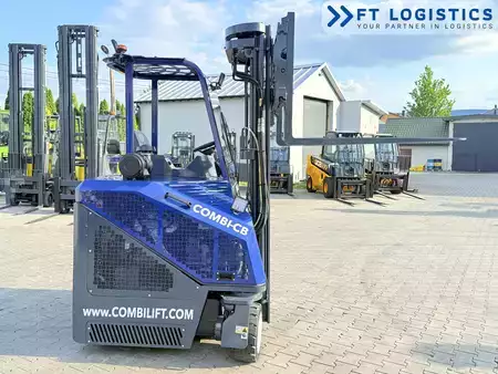 Čtyřcestný vysokozdvižný vozík 2017  Combilift CB3000 / GAS / TRIPLEX 5500MM / FREE-LIFT / FORK-POSITIONER / SIDE-SHIFT (23)