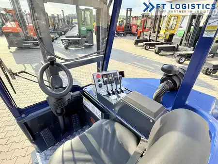 Čtyřcestný vysokozdvižný vozík 2017  Combilift CB3000 / GAS / TRIPLEX 5500MM / FREE-LIFT / FORK-POSITIONER / SIDE-SHIFT (40)