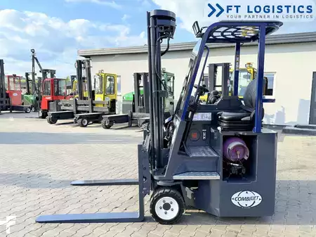 Čtyřcestný vysokozdvižný vozík 2017  Combilift CB3000 / GAS / TRIPLEX 5500MM / FREE-LIFT / FORK-POSITIONER / SIDE-SHIFT (9)