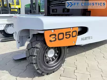 Four-way trucks 2012  HUBTEX DQ40D | DIESEL | TRIPLEX 6500MM | FORK-POSITIONER | FREE-LIFT | FULL CABIN (12)