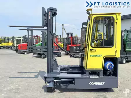 Empilhador Quatro caminhos 2020  Combilift C3000 | LPG | TRIPLEX 6400 MM | ONLY 953 OPERATING HOURS | FORK POSITIONER | FREE LIFT | NEW TIRES | SERVICED | EXCELLENT CONDITION (20)