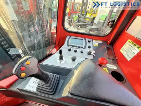Empilhador Quatro caminhos 2017  Combilift C4000ET | ELECTRIC | TRIPLEX 6900 MM | 3600 MM WIDE FORK POSITIONER | FREE LIFT | ONLY 4,673 OPERATING HOURS | NEW TIRES | RECENTLY SERVICED | EXCELLENT CONDITION (7)