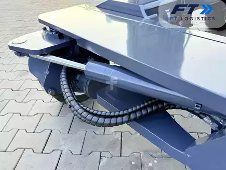 Wózki 4-kierunkowe 2018  Combilift C4500 | DIESEL | TRIPLEX 6000 MM | FREE LIFT | FULL CABIN | HEATING | AIR CONDITIONING | FORK POSITIONER (29)