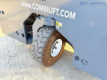 Carretilla de 4 vías 2009  Combilift C4000 / GAS / TRIPLEX – 5600MM / FREE LIFT / FORK SIDESHIFT / LIKE NEW (10)